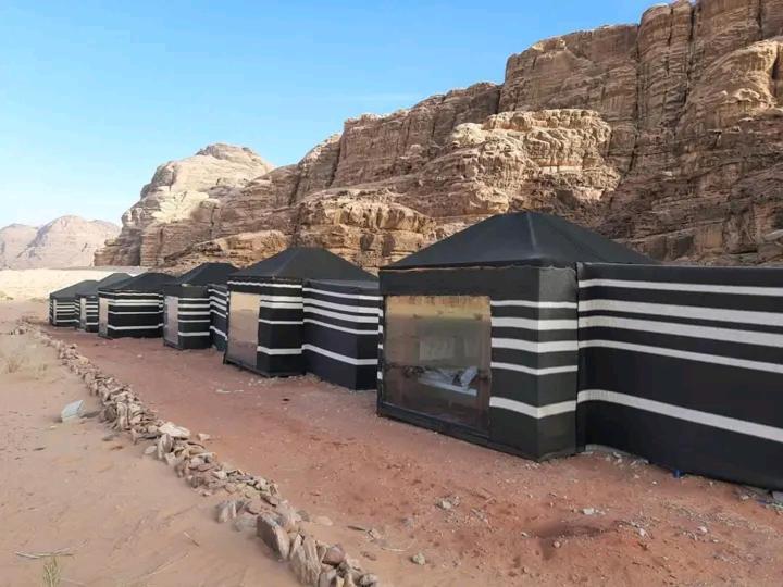 Enad Desert Camp Wadi Rum Exteriér fotografie