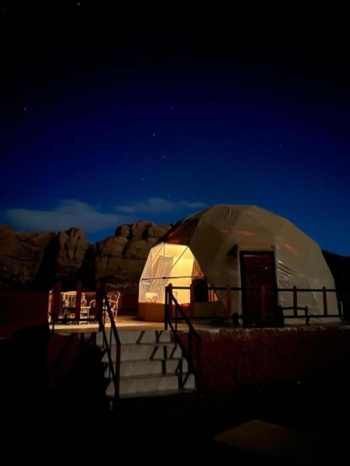 Enad Desert Camp Wadi Rum Exteriér fotografie